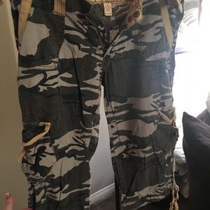 Camo Capris